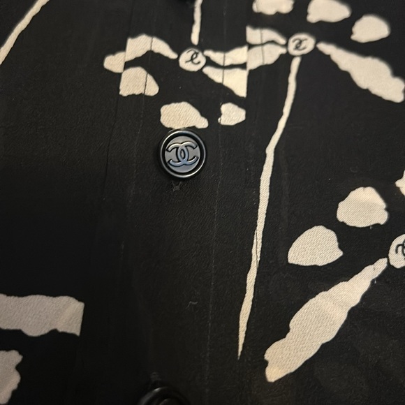Chanel black and white abstract floral print - Picture 3 of 7